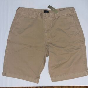 NWT J. Crew Men's Classic Khaki Shorts